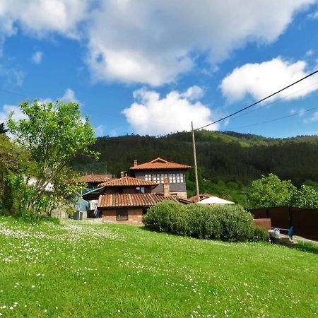 Casa Rural Casa Pumarin Правия Экстерьер фото